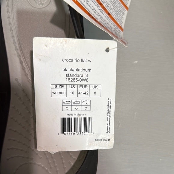 CROCS Black Pointed toe flats. NWT - Picture 10 of 10